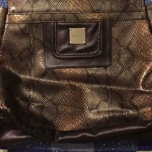 Jennifer Miche Shell.